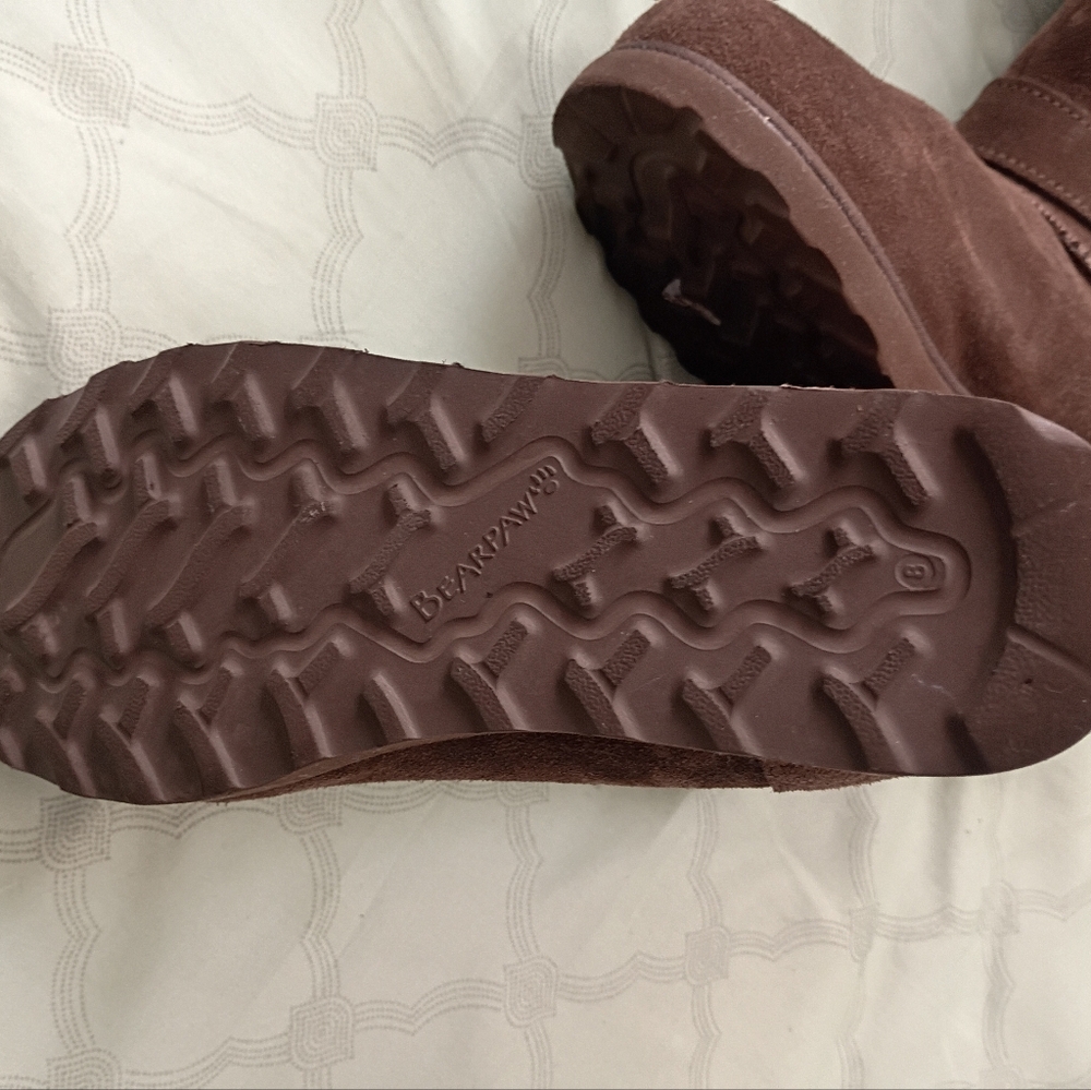 BearPaw Tan Suede Boots with Soft Lining - Picture 5 of 8